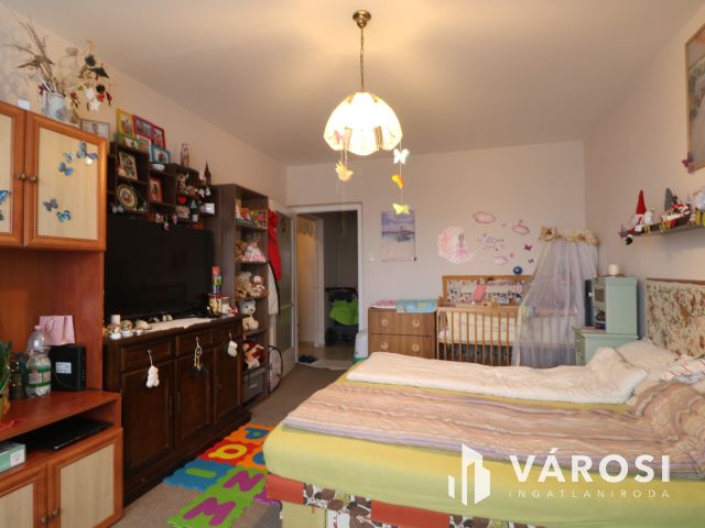 Eladó Panel Lakás Hódmezővásárhelyen !