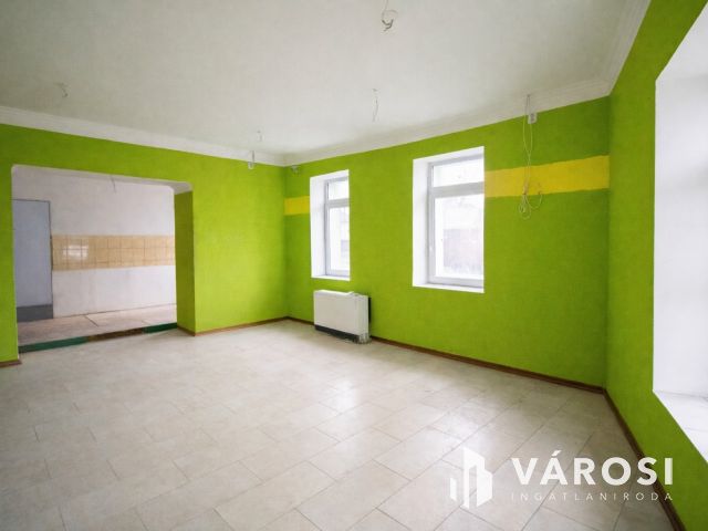 Üzlet+lakás, saját parkoló Gyomaendrődön