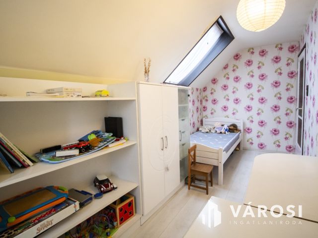 Ritka adottságú ingatlan Újkígyós központjában