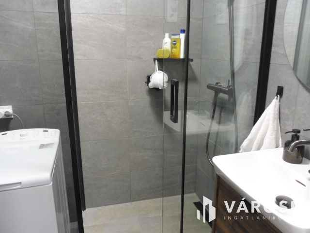 Újszegedi panel,top helyen,top minőségben eladó.