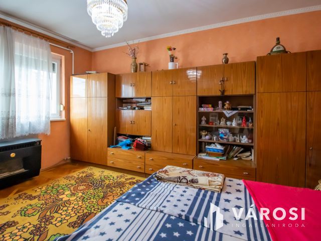 Nagylakás saját kertrésszel