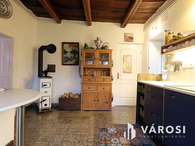 Teljes körűen felújított parasztház eladó Bodonyban