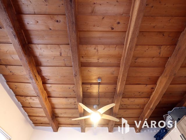 Teljes körűen felújított parasztház eladó Bodonyban