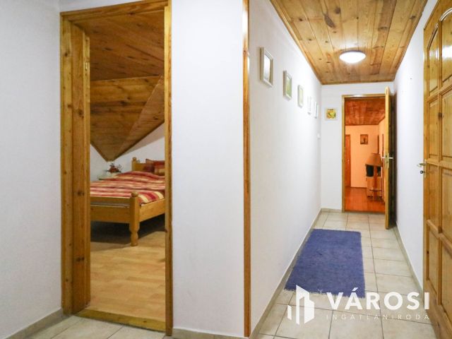 Nagy családi ház eladó vendégház lehetőséggel Gyomán