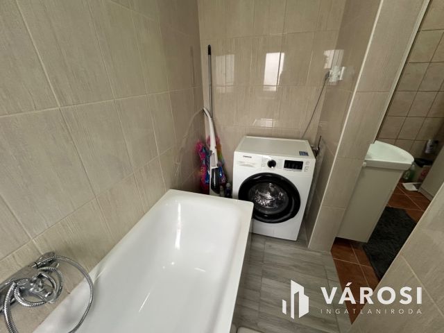 Eladó, felújított családi ház Hajdúsámsonban!!