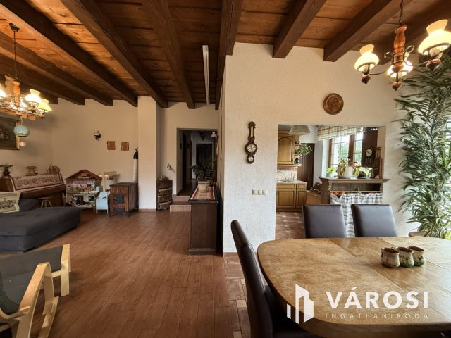 Álombirtok Pesthez közel