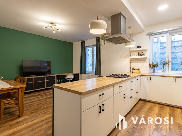Teljesen felújított, kiváló elrendezésű lakás, Újlipótban