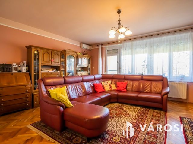 Tágas családi fészek Lovasberényben - 5 szoba, 3 fürdőszoba!