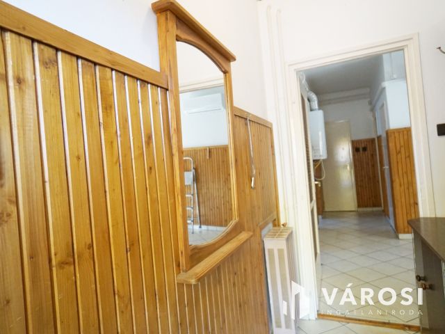 Otthon, vállalkozás és befektetés Gyál központi részén