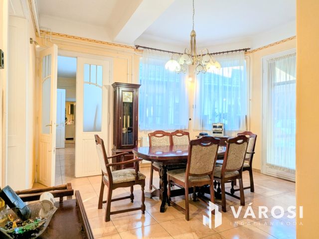 Elegáns otthon modern elemekkel!