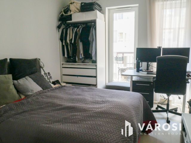 Új építésű három szobás lakás kiadó az I. kerületben