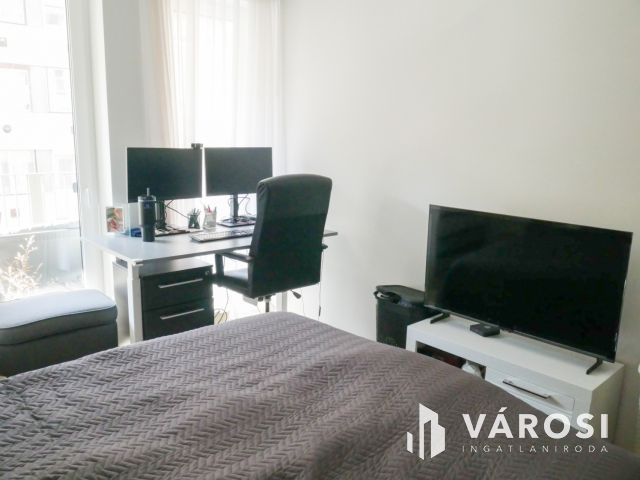 Új építésű három szobás lakás kiadó az I. kerületben