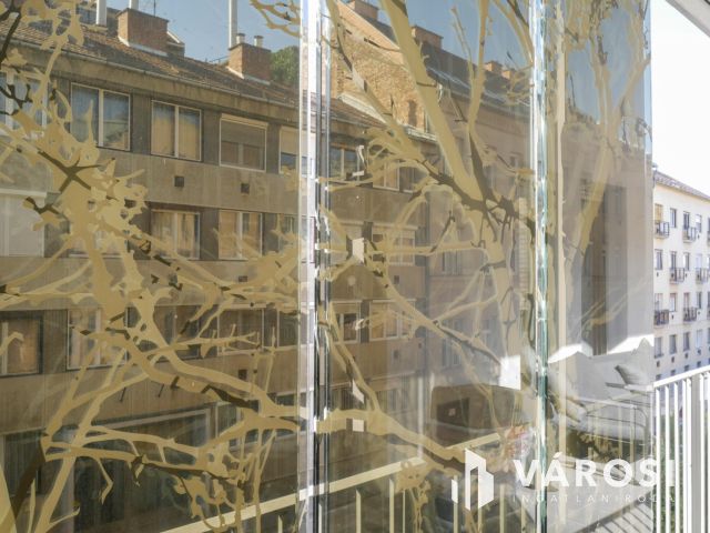 Új építésű három szobás lakás kiadó az I. kerületben