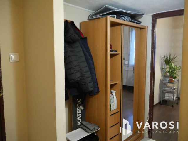 Csendes, jól élhető lakás, erkély, nyugodt környezet