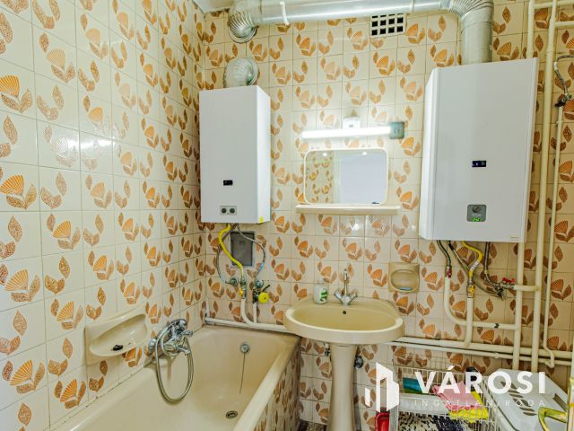 Alul nappali, felül nyugalom – kétszintes otthon garázzsal