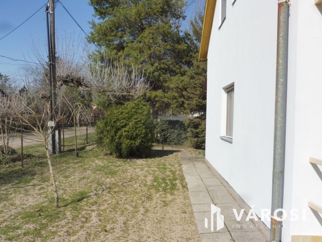 Jó minőségű "Őszibarack" jó áron eladó!