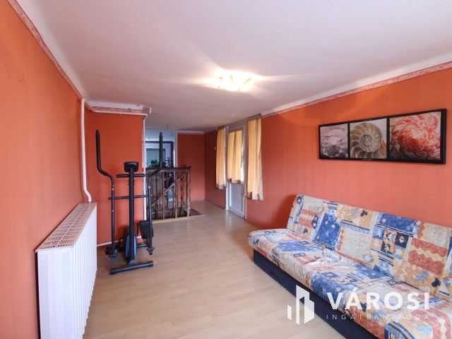 Otthonos családi ház várja új lakóit