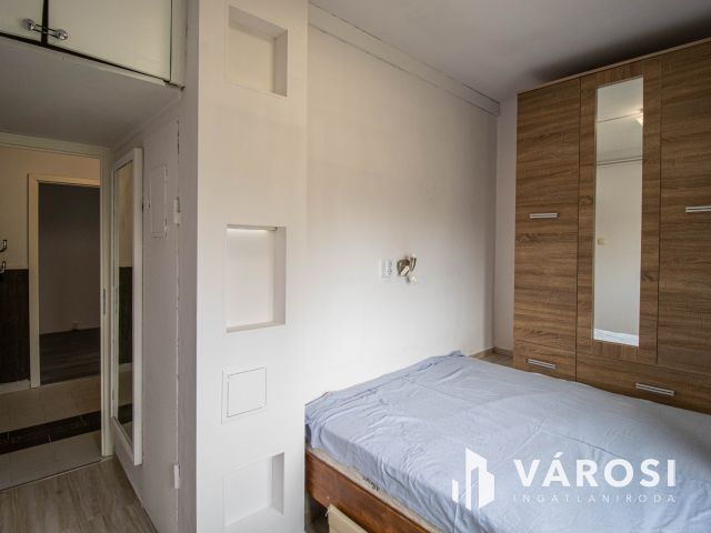 Tó melletti Felújított lakás eladó Győrben