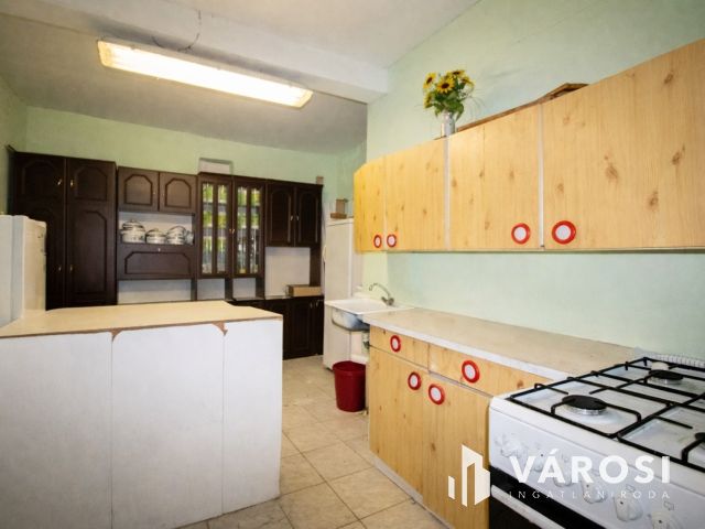 Tágas családi ház Szarvason, a víziszínház közelében