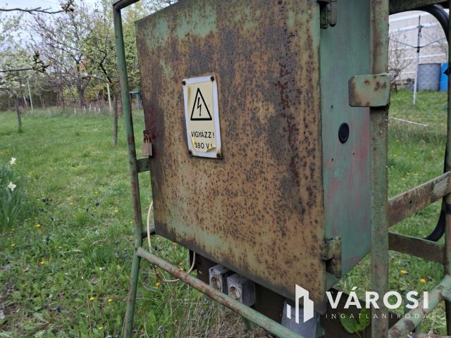 Jó telek, jó helyen. Most kell lépni!