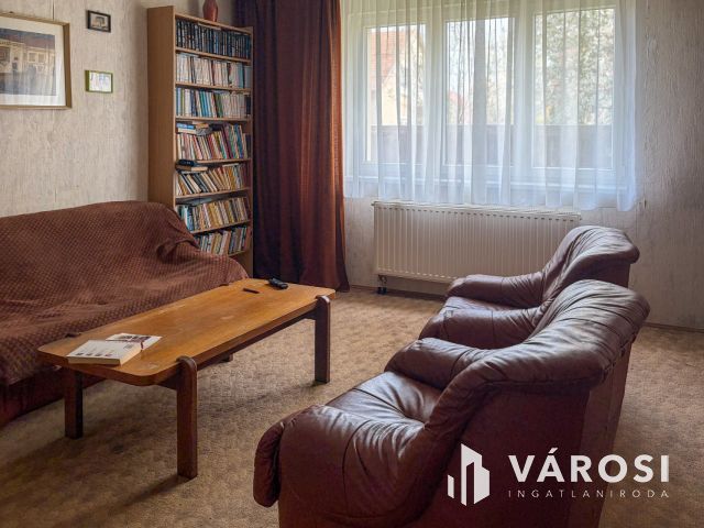 Jó szerkezet, jó elrendezés, nyugodt környezetben