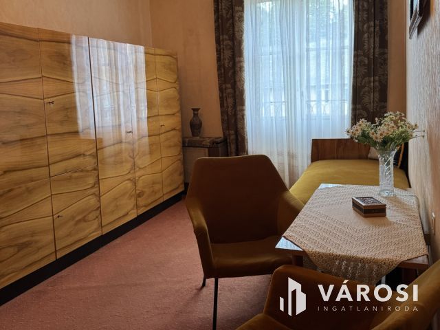 Bomba áron, ne késsen le róla!