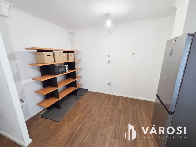 Panorámás butik lakás Bomba helyen