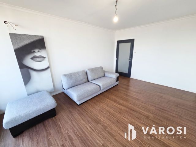 Panorámás butik lakás Bomba helyen