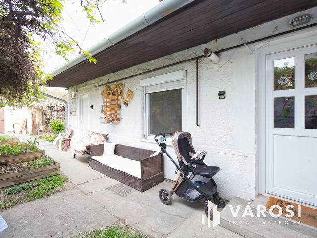 SZEGEDEN Móravároson családi házat kínálok
