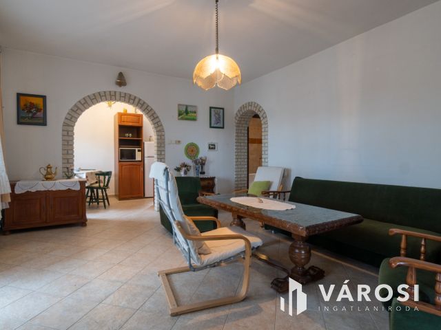 Örökpanorámás családi ház Balatonfüreden