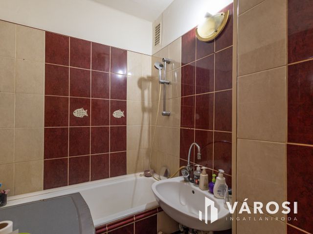 Kis lakás, nagy lehetőségekkel!