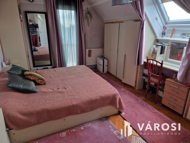 Nyíregyházán eladó 5 szobás  ház , sok lehetőséggel