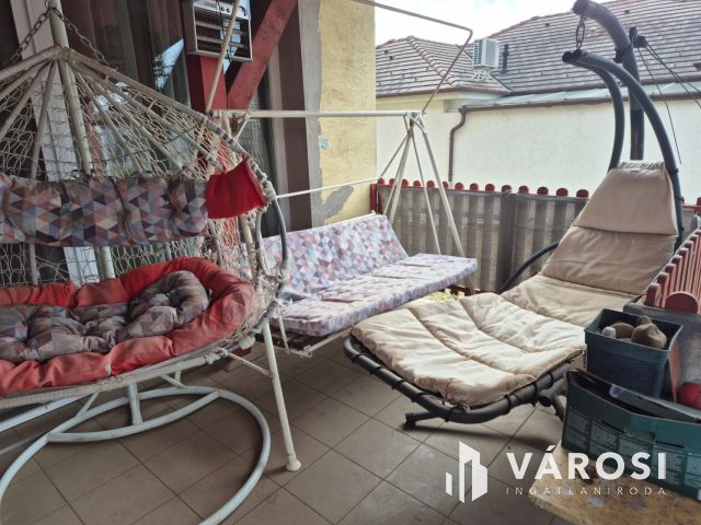 Nyíregyházán eladó 5 szobás  ház , sok lehetőséggel