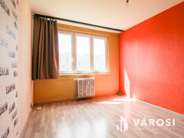 Három szobás panellakás kiadó Óbudán