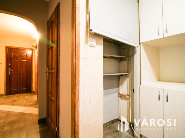 Három szobás panellakás kiadó Óbudán