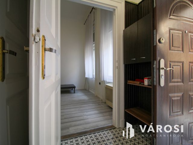 Galériás lakás kiadó a Kálvin tér közvetlen közelében