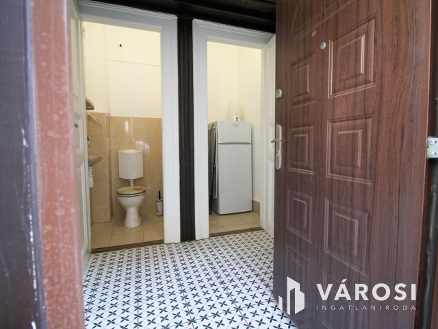 Galériás lakás kiadó a Kálvin tér közvetlen közelében