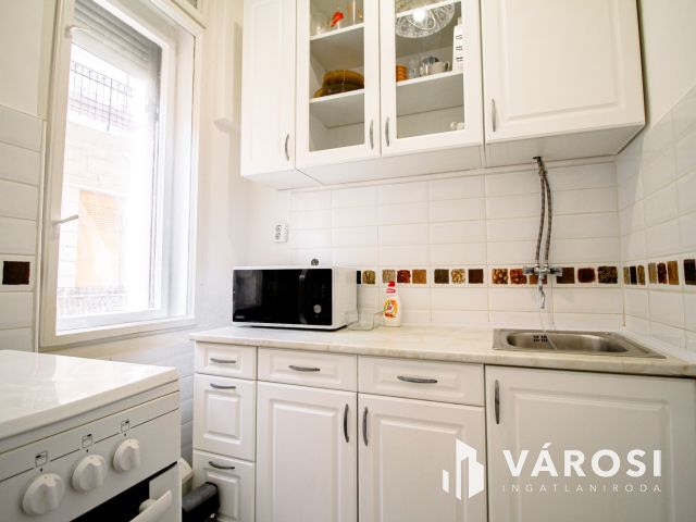 Galériás lakás kiadó a Kálvin tér közvetlen közelében