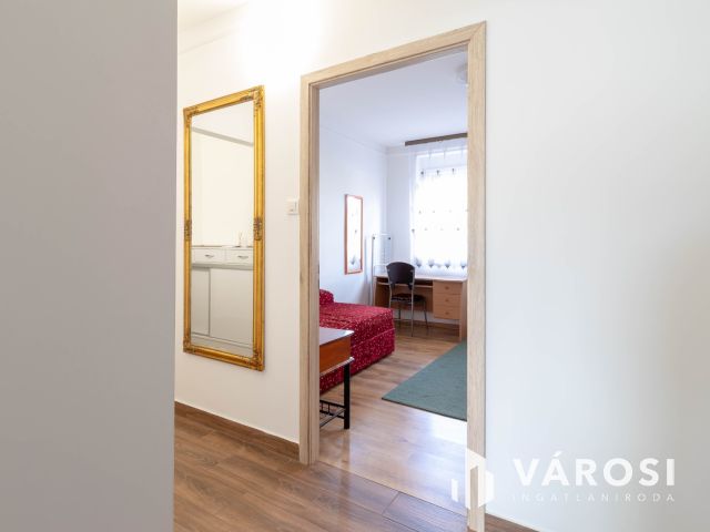 3 szobás, felújított, berendezett, gépesített lakás Csepelen