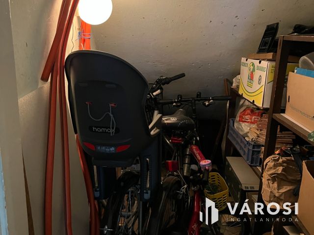 Debrecen Kertkapcsolatos Földszinti Lakás