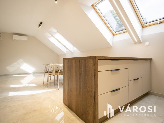 Prémium minőségű ikerház a belvárosban