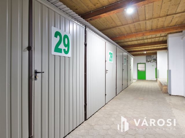 1400 m2-es raktár csarnok remek lokációval eladó