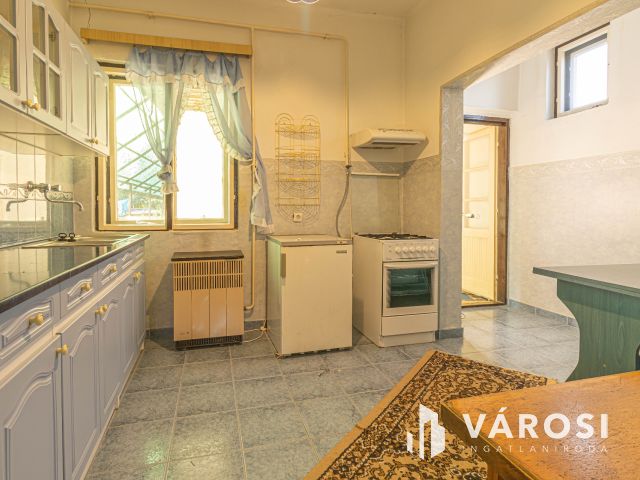 Eladó N+2 szobás családi ház Sarkad csendes részén