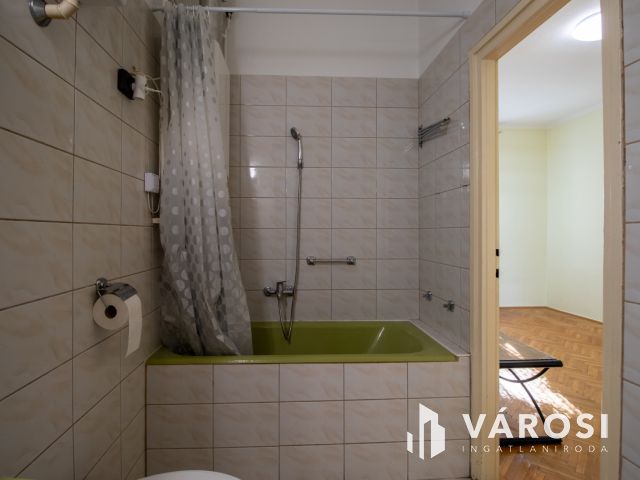 Kiadó lakás Miskolcon, a József Attila utcában